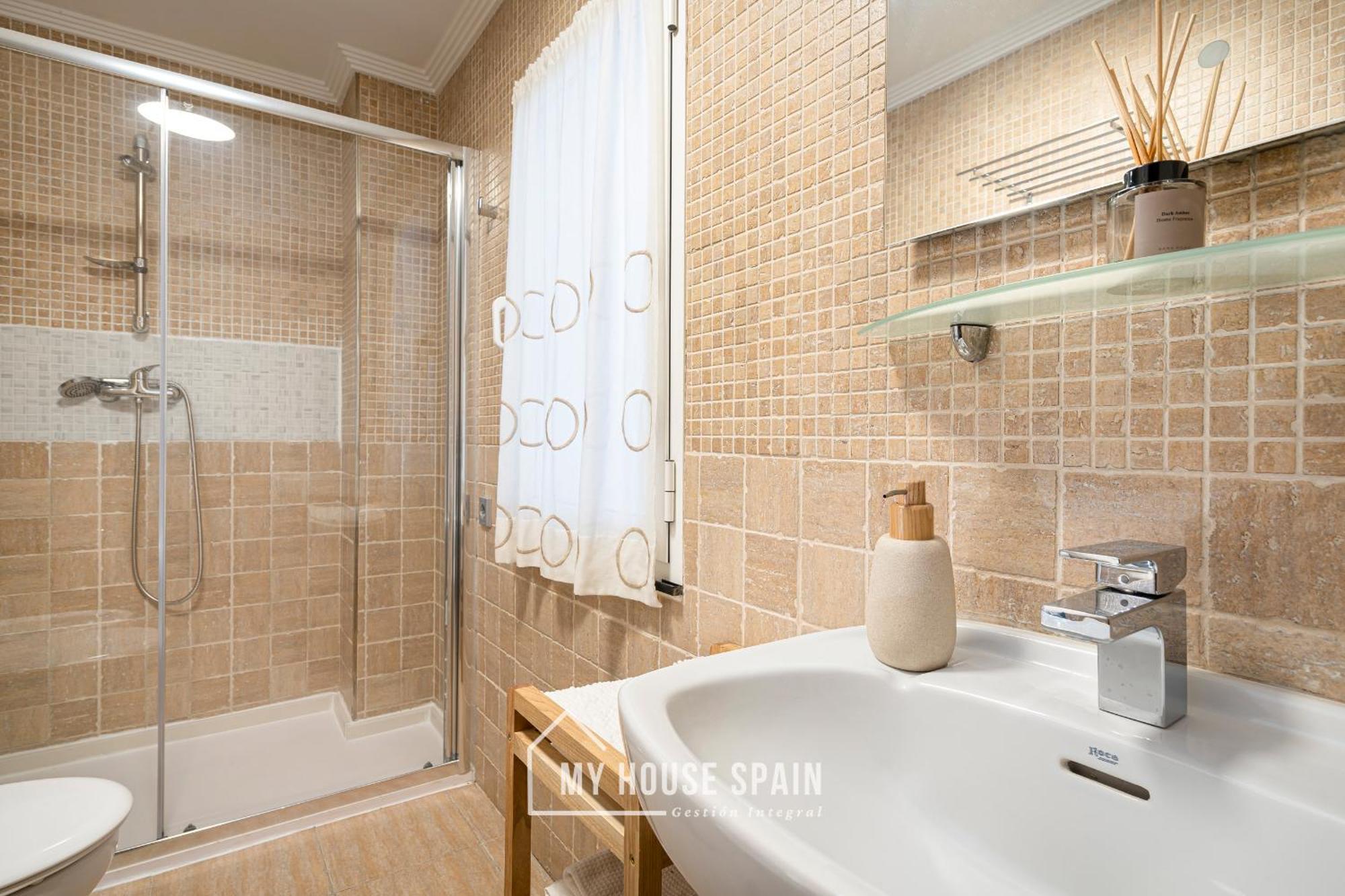 Myhousespain - Unico Piso Cerca De La Playa Gijón Eksteriør bilde